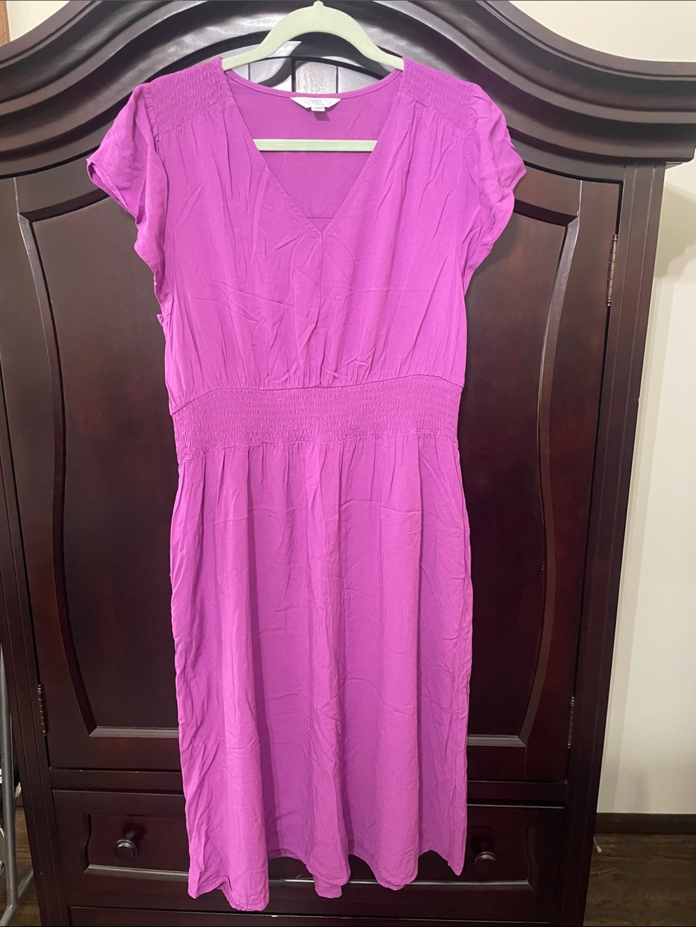 Time and Tru Fuchsia V-Neck Smocked Waist Midi Dress